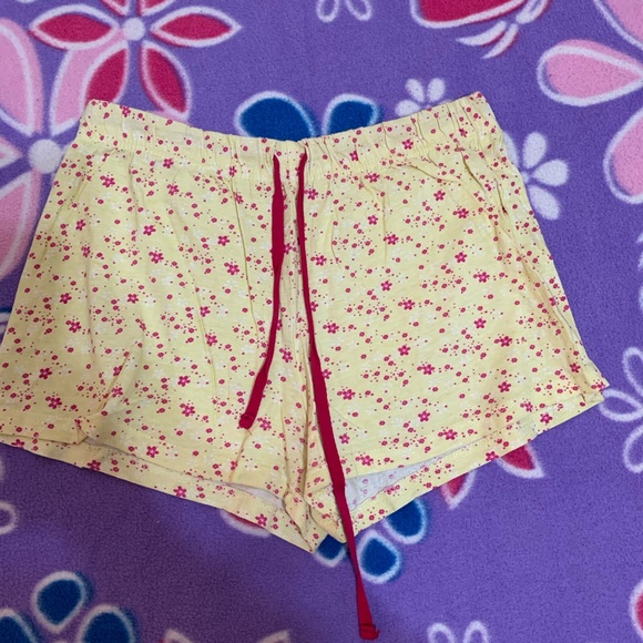 Pjs - Picture 4 of 5